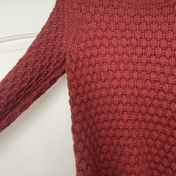 Sweater - Picture 3 of 4